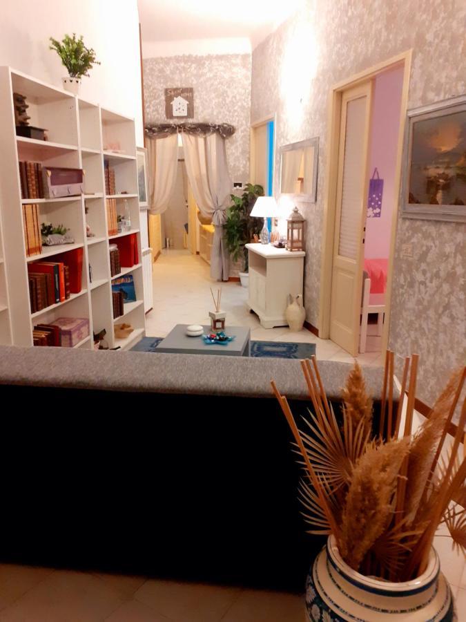 La Maison Des Caprices_ La Spezia _Stazione_5Terre Kültér fotó