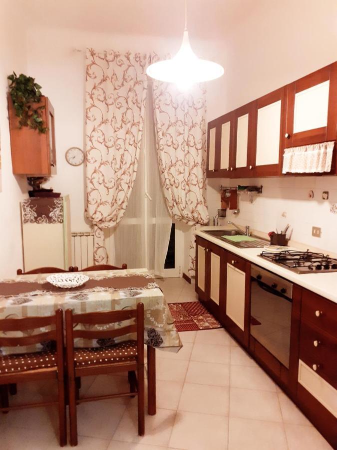 La Maison Des Caprices_ La Spezia _Stazione_5Terre Kültér fotó